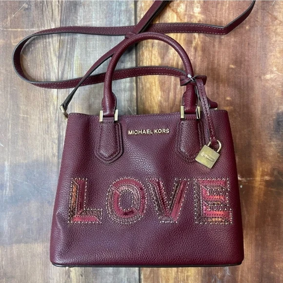 Michael Kors Valentines edition - Picture 1 of 5